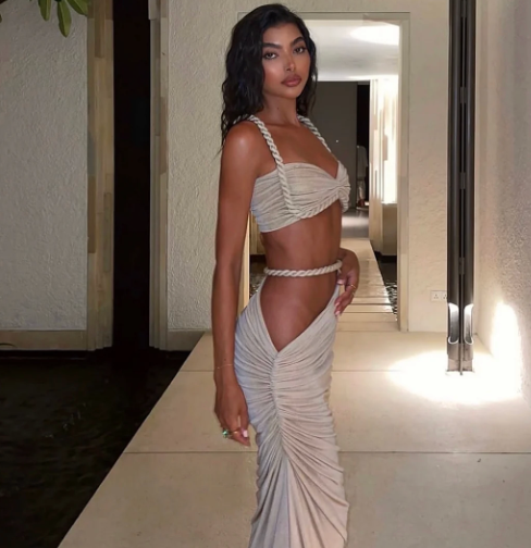 Ahria Top & Zenaya Skirt