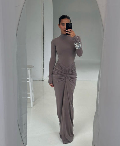 Tia Bodysuit & Kayson Maxi Skirt