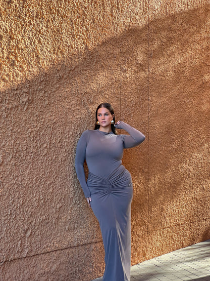 Tia Bodysuit & Kayson Maxi Skirt